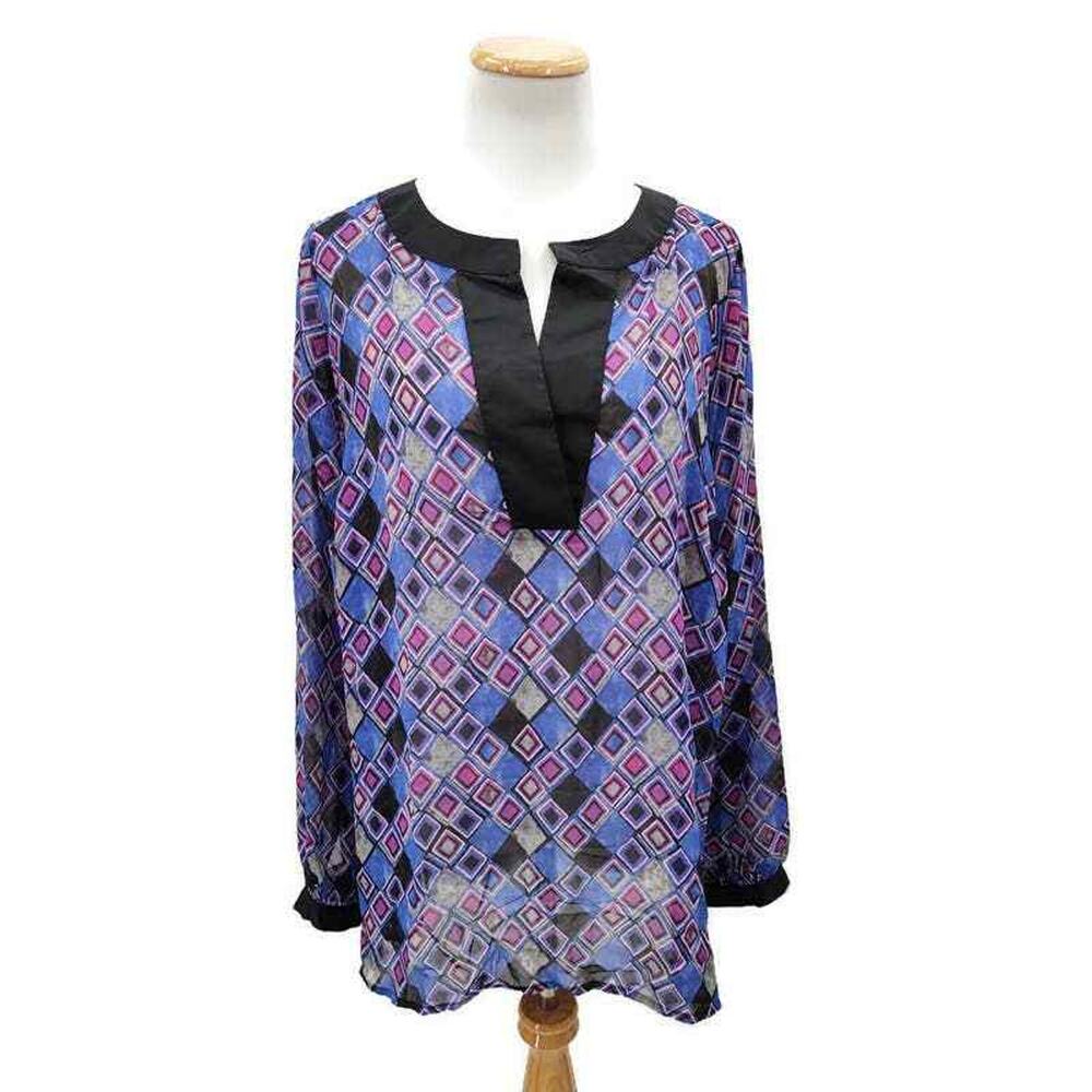 Lane Bryant Blouse Women's purple geometric print top size 14/16. Long Sleeve
